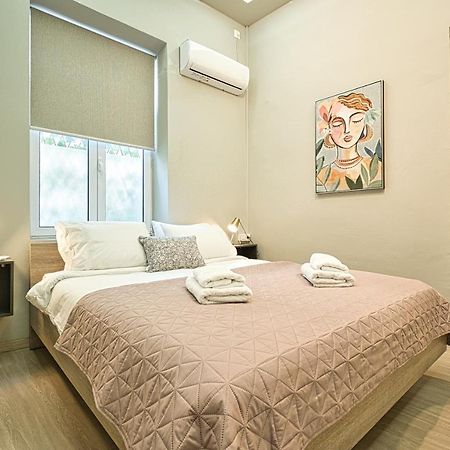 Apartamento Plaka Filotheis House A Atenas Exterior foto
