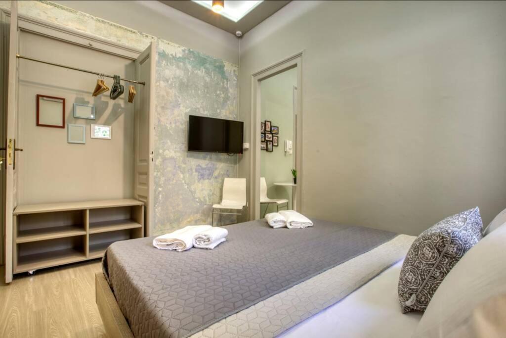 Apartamento Plaka Filotheis House A Atenas Exterior foto