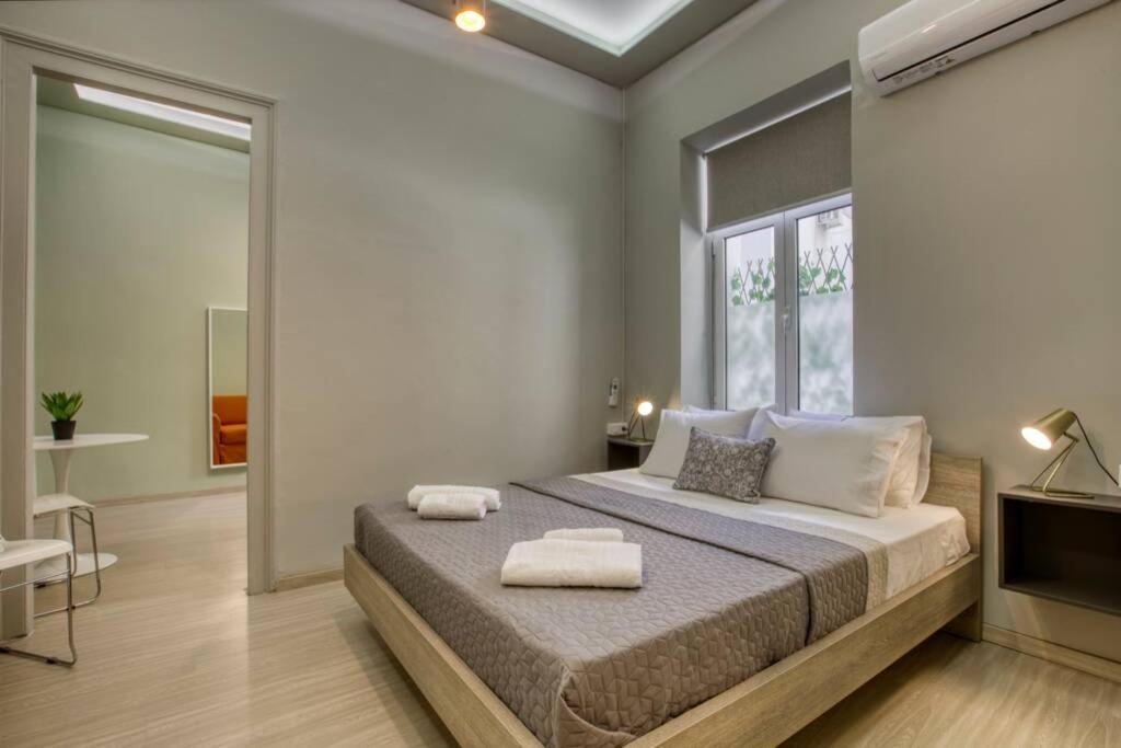 Apartamento Plaka Filotheis House A Atenas Exterior foto