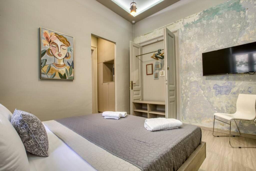 Apartamento Plaka Filotheis House A Atenas Exterior foto