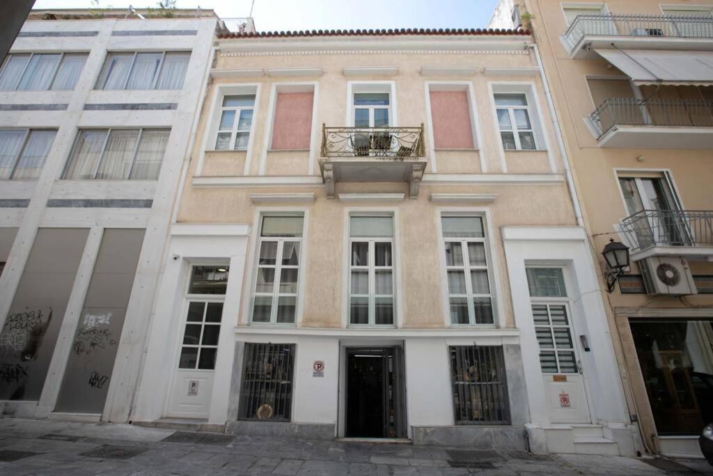 Apartamento Plaka Filotheis House A Atenas Exterior foto
